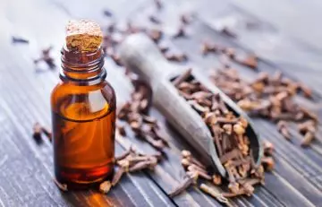 Clove oil to treat foot lumps