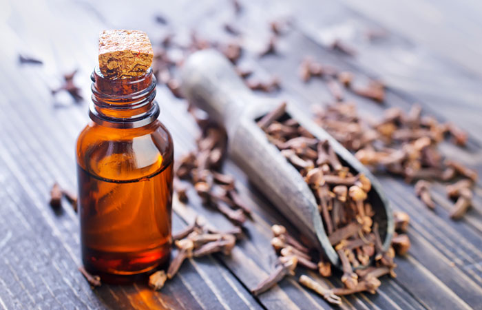 Clove oil to treat foot lumps