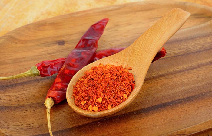 Cayenne pepper to treat foot lumps