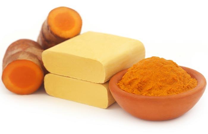 Turmeric, camphor, and sandalwood face pack