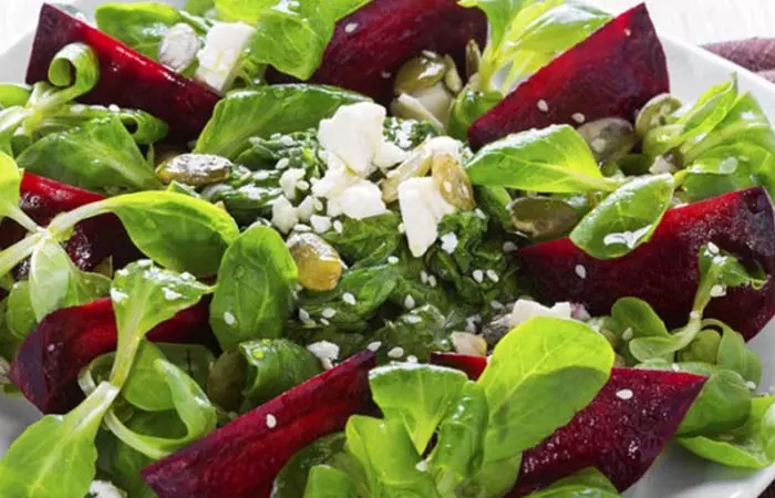 Low Calorie Lunch - Beet And Goat Cheese Salad
