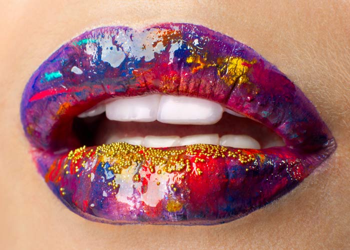 15 Best Lip Makeup Tutorials That You Should Try Out