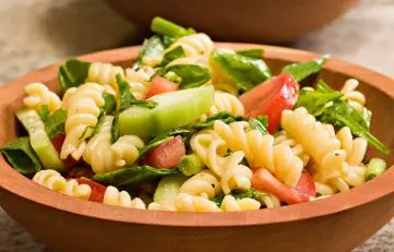 Low Calorie Lunch - Garden Pasta Salad