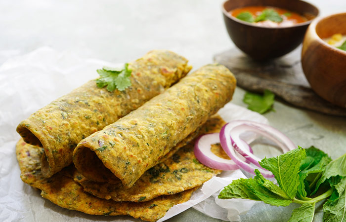 Methi thepla wrap Indian breakfast for kids
