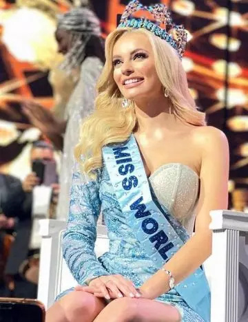 Miss-World-Of-2021---Karolina-Bielawska