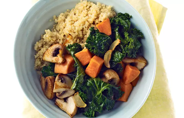 Low Calorie Lunch - Quinoa With Mushrooms, Kale And Sweet Potatoes