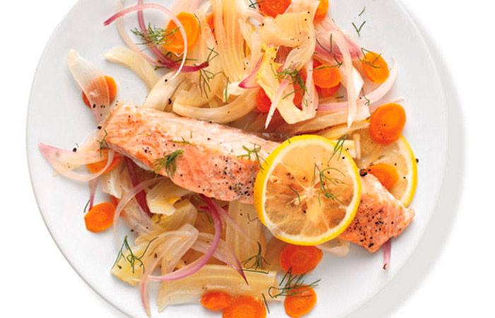 Low Calorie Lunch - Salmon With Fennel And Carrots