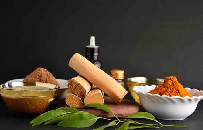 Ingredients for a mild sandalwood and turmeric mask