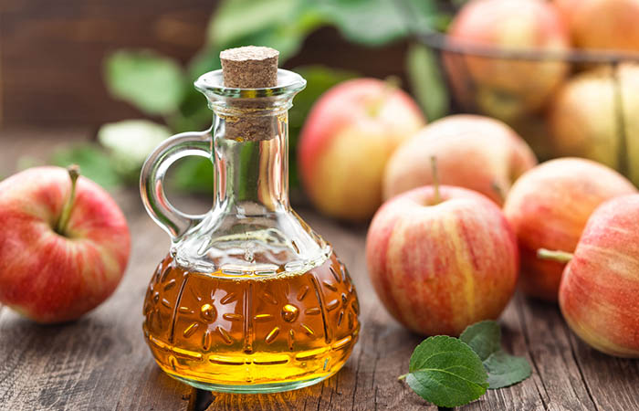 Apple cider vinegar for dark spots on lips