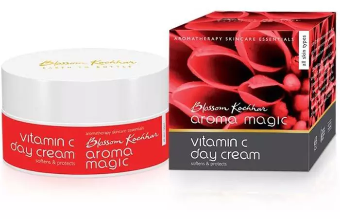 3. Blossom Kochhar Aroma Magic Vitamin C Day Cream