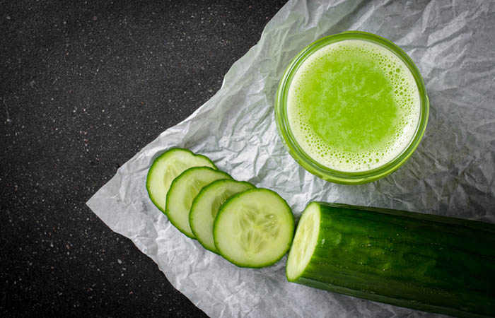 Cucumber juice for black spots on lips