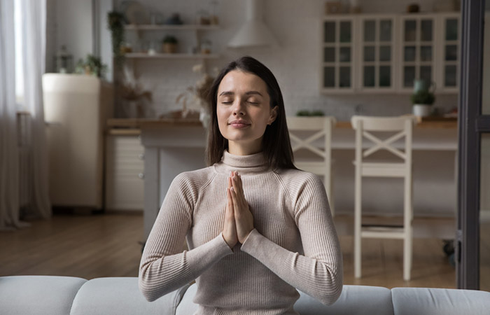 Woman developing DBE thought process before doing silva meditation