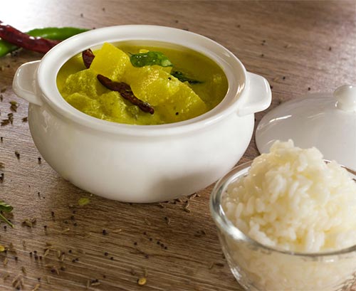 Nutritious lauki (bottle gourd) is a light and healthy Indian vegetarian dinner food