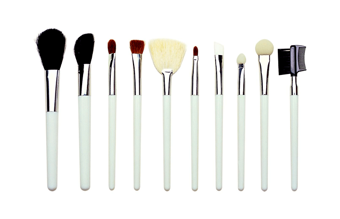 DIY Your Own Makeup Brushes