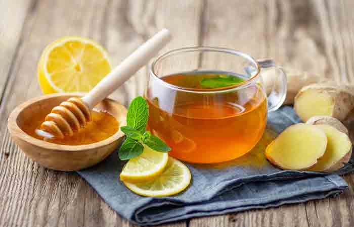 A concoction of lemon juice and honey for weight loss