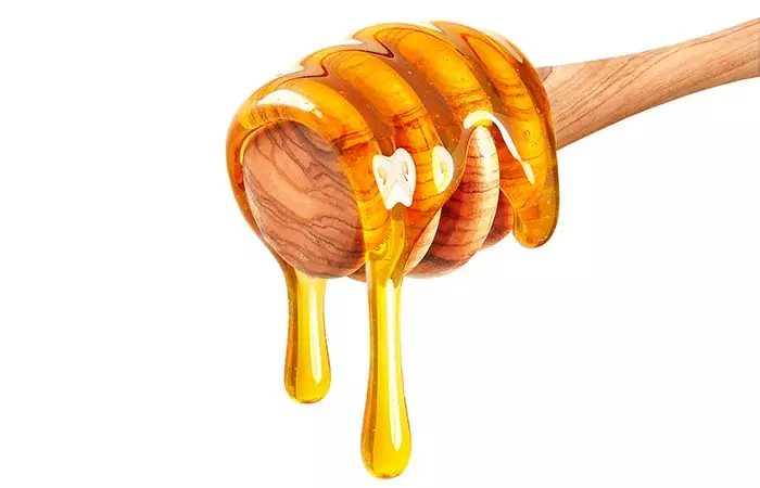 Banana peel and honey for acne