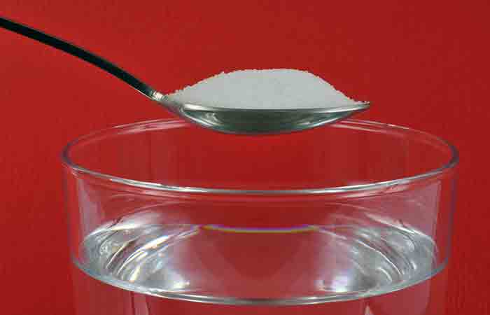 Water glass and potassium bicarbonate