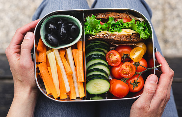 Healthy lunchbox with a variety of fruits and veggies 