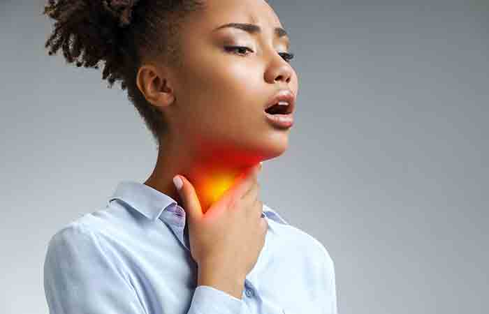 Salt water gargle eases sore throat
