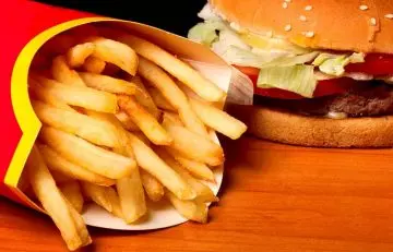 Fried and fast foods cause constipation