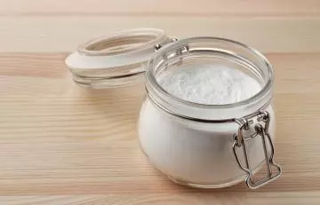 Baking soda for cloudy urine