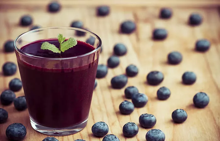 Blueberry juice for cloudy urine