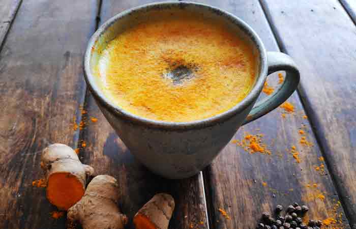 Black-pepper-and-turmeric-for-weight-loss
