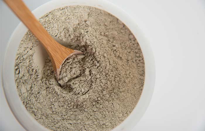 Oatmeal and almond and bentonite powder oxygen face pack