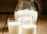 7 Wonderful Goat Milk Benefits For Health & Side Effects