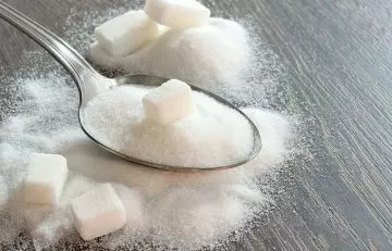 Avoid refined sugar for ulcerative colitis