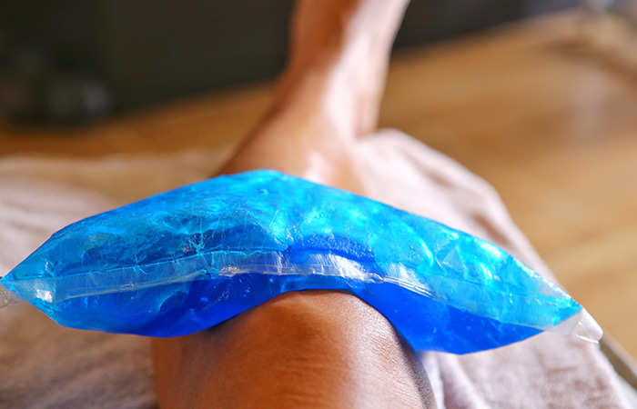 Ice pack for achilles tendon pain
