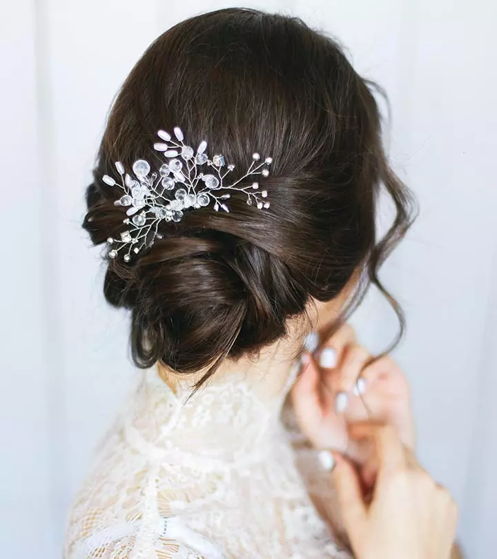 A woman with bridal hairstyle for Reception