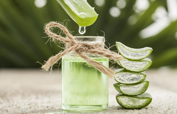 Aloe vera is a natural remedy for belly button infections