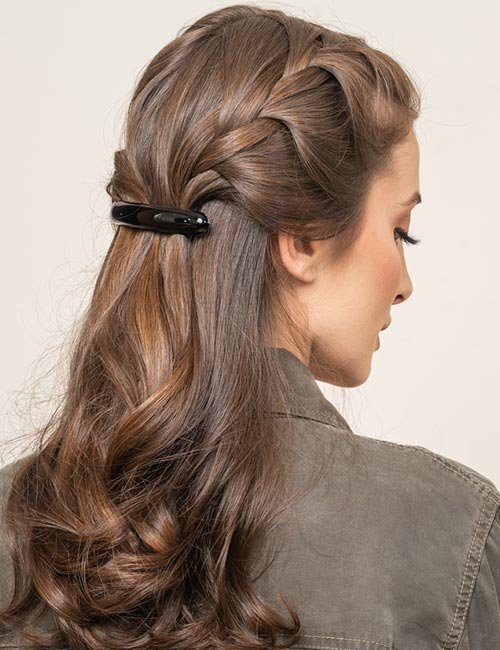 20 Easy And Quick Banana Clip Hairstyles You Must Try