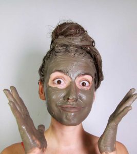 Dead Sea Mud Mask Benefits And How To Use It