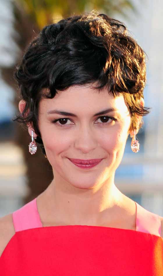 Audrey Tautou slaying the grown out pixie hairstyle
