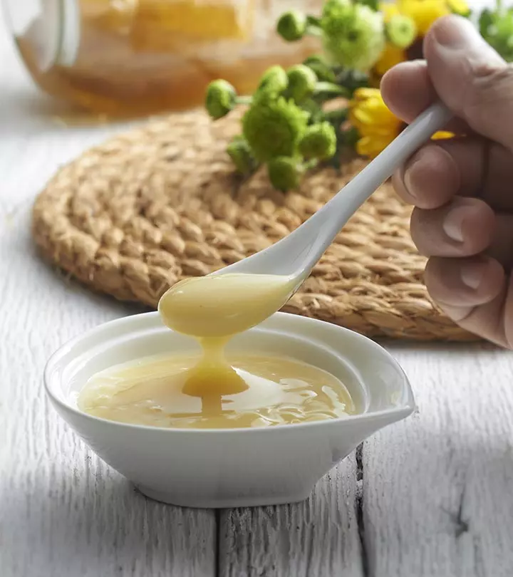 Cinnamon stick bundle and a honey jar