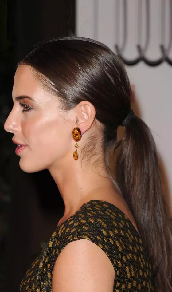 Sleek ponytail is among the best office hairstyles for women