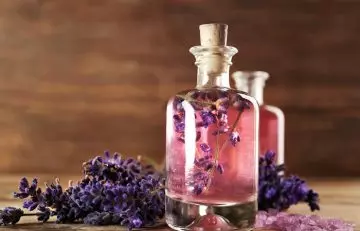 Lavender oil for hypnic jerk