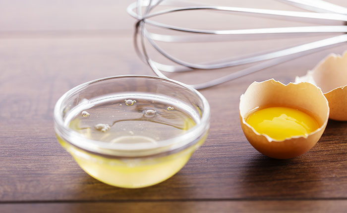 Eggs for managing curly hair