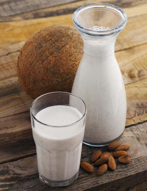 Almond-Coconut Protein Shake (Protein – 17.27 g) Best Protein Shake Recipes - Almond-Coconut Protein Shake (Protein – 17.27 g)