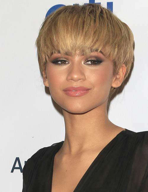 22 Incredible Short Hairstyles With Bangs To Try In 2023