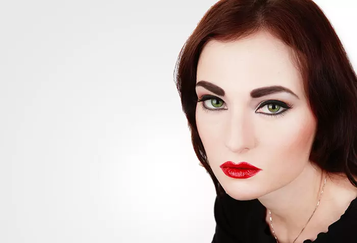 Elizabeth Taylor with moles on face