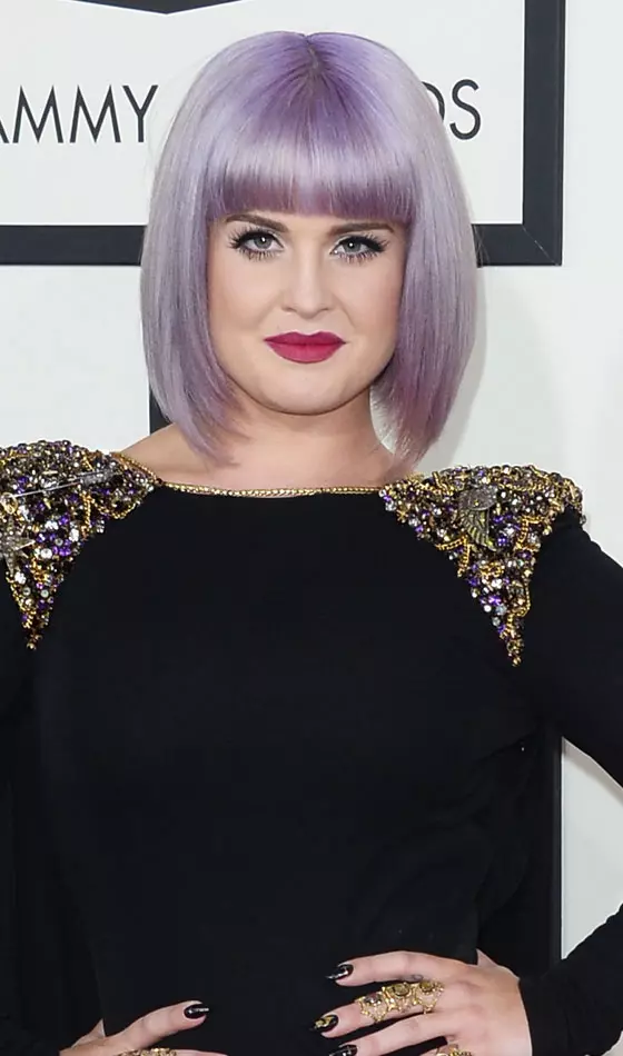 The fringe Taylor Swift hairstyle