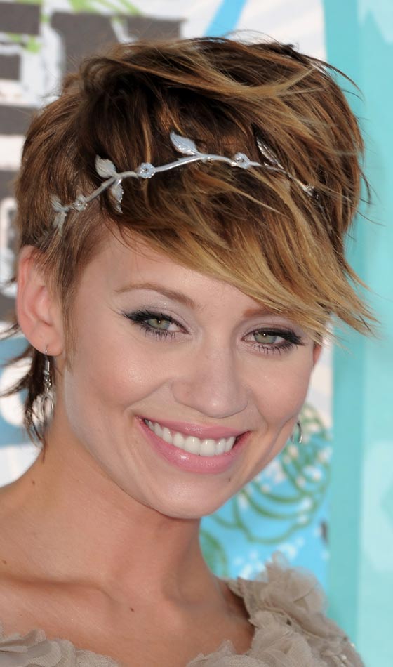 40 Funky Hairstyles For Short Hair