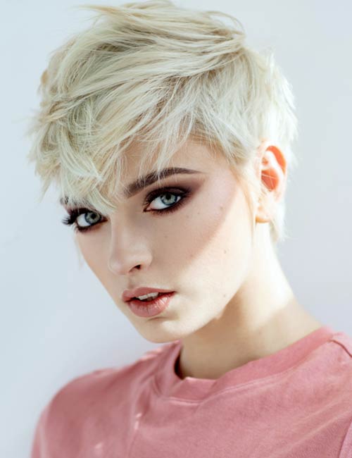 Ideas to go blonde - short icy balayage - allthestufficareabout.com