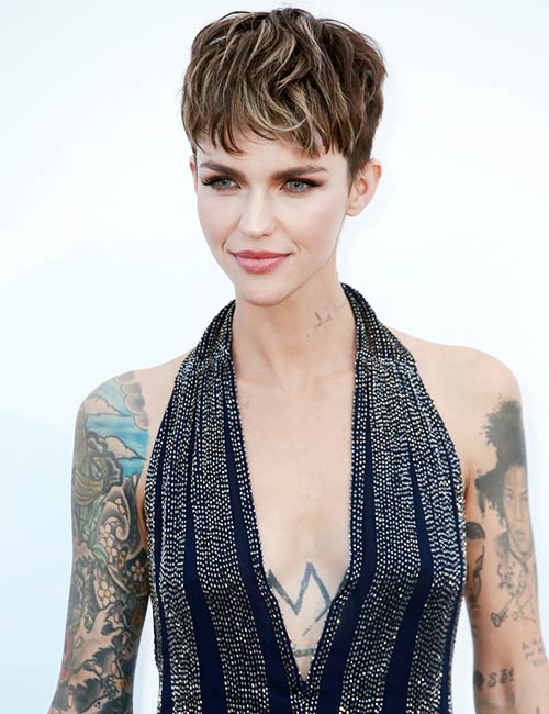 The full bangs bronde short pixie cut hairstyle