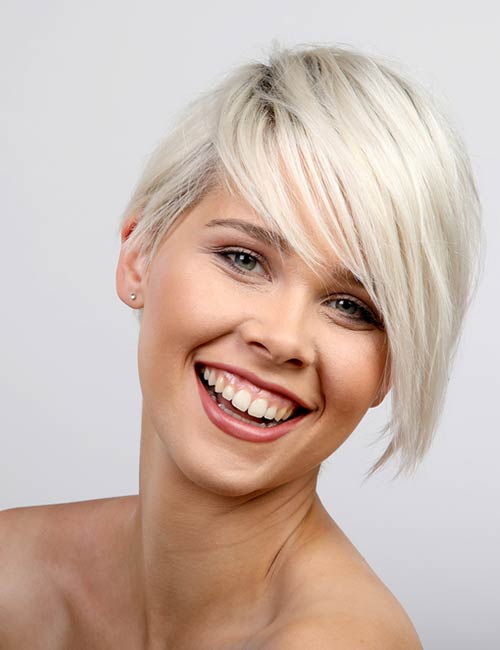Shoet white blonde hairstyle