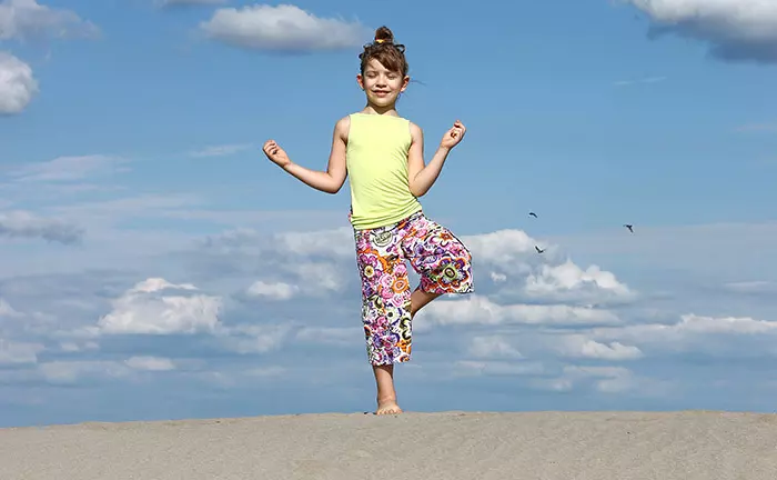 Vrksasana for kindergarten kids