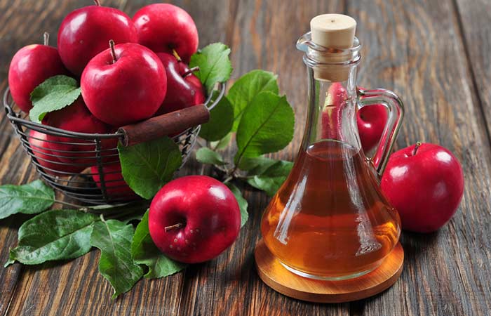 Apple cider vinegar for ear drainage